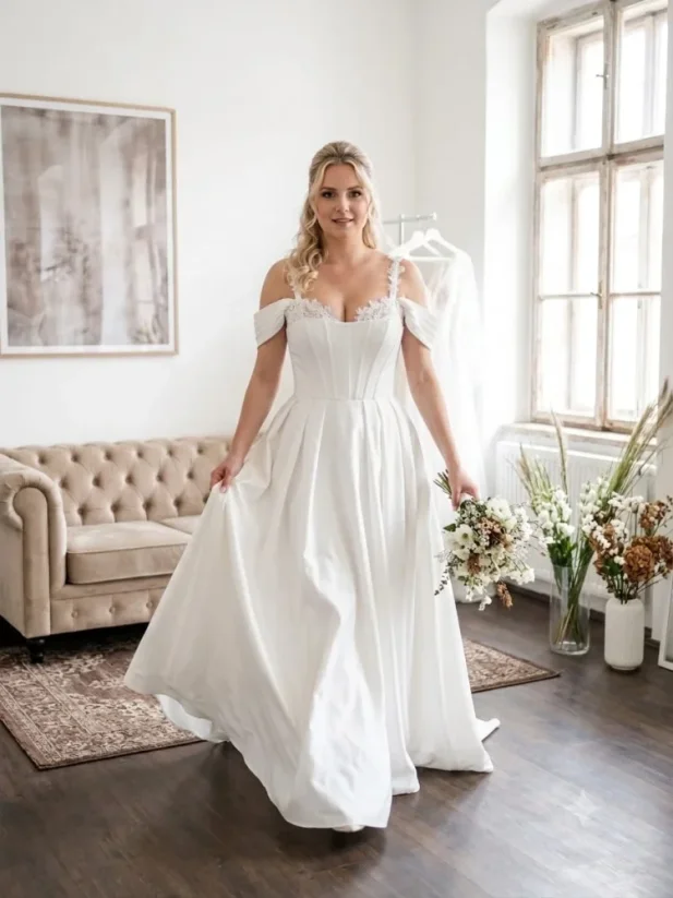 Svadobné šaty Daisy - Farba: Ivory, Riešenie chrbta: Šnurovanie, Veľkosť: 44
