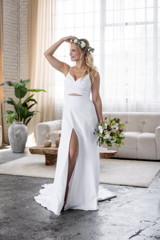 Svadobné šaty Klaudie - Farba: Ivory, Riešenie chrbta: Zip, Veľkosť: 36
